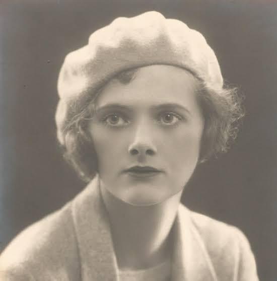 Daphne du Maurier - ড্যাফনে দু মরিয়ে
